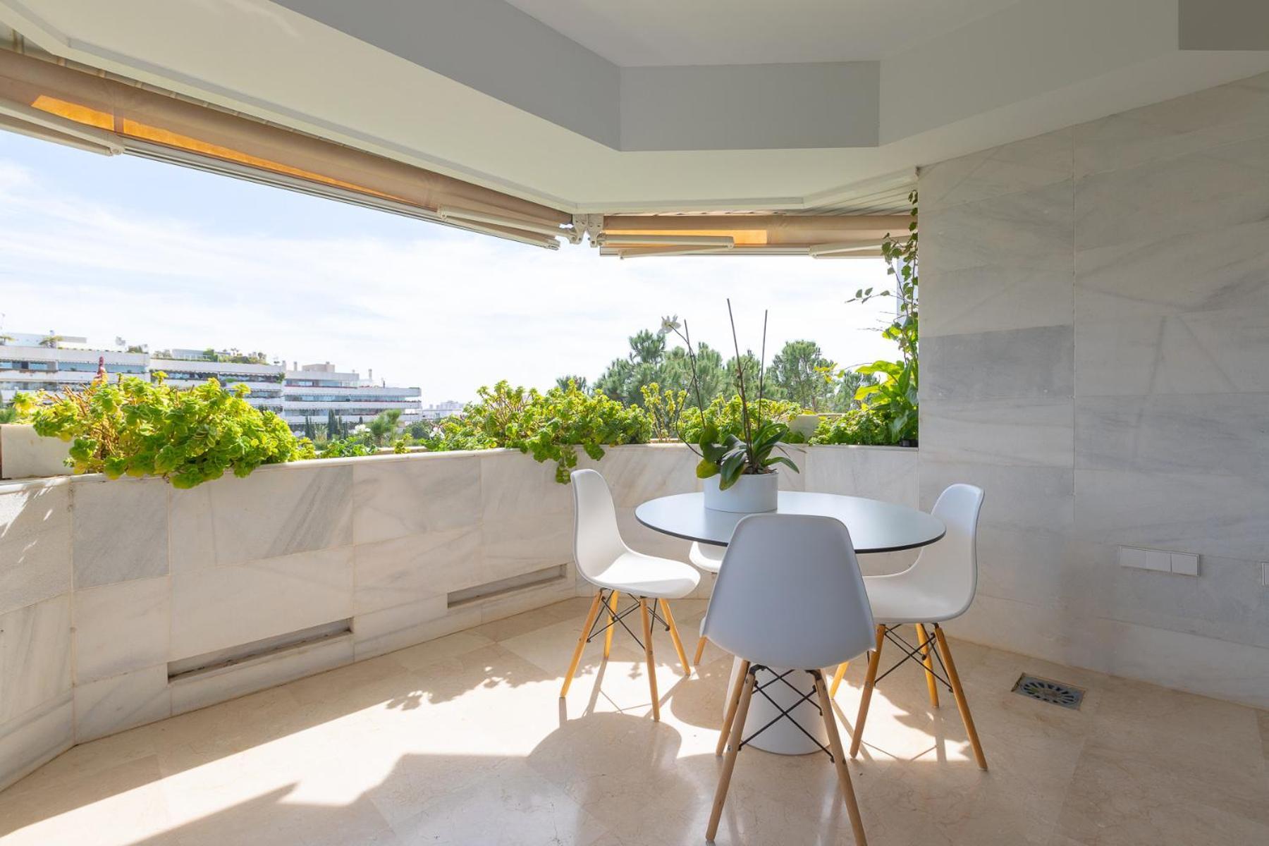 Lujoso Apartamento Con Piscina En Paseo Maritimo Marbella Exterior foto